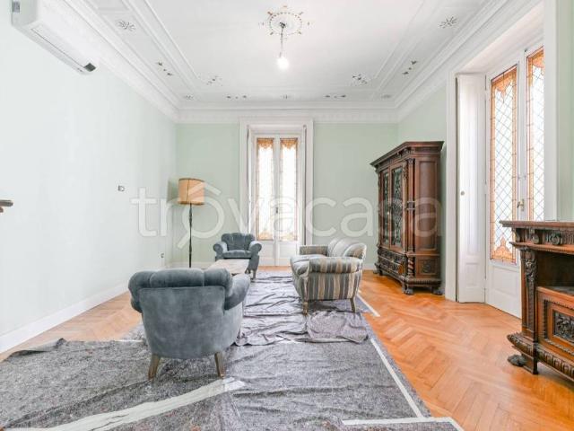 Appartamento in vendita a Milano via Lodovico Muratori, 3, Porta Romana Medaglie d'Oro