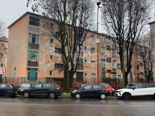Appartamento in vendita a Milano via Morgantini, 5, San Siro