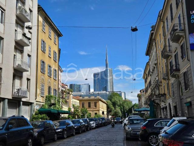 Appartamento in vendita a Milano via San Marco, 32, Moscova