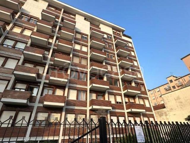 Appartamento in vendita a Milano via San Benigno, 3, Città Studi