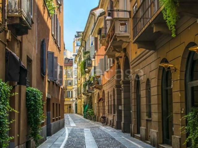 Appartamento in vendita a Milano via Santa Sofia, 24, Missori