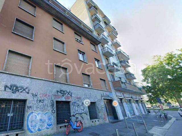 Appartamento in vendita a Milano via Segantini, Navigli Darsena