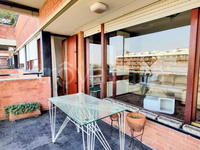Appartamento in vendita a Milano via Pergine, 12, Monte Stella