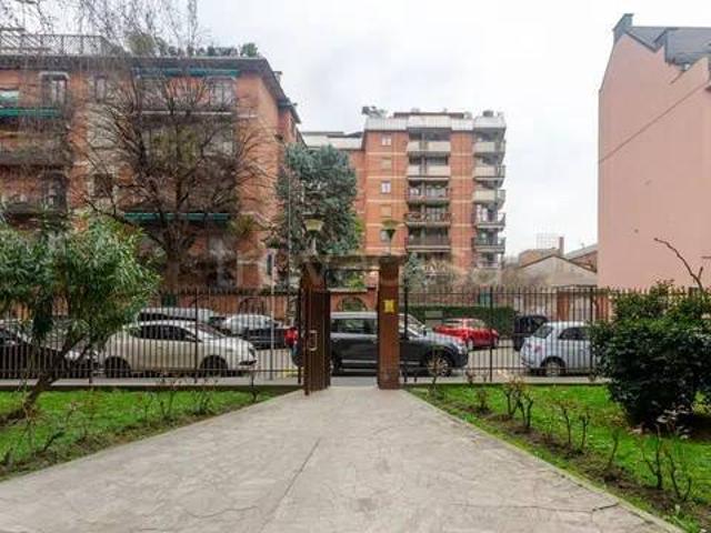 Appartamento in vendita a Milano via Roald Amundsen, 5, San Siro