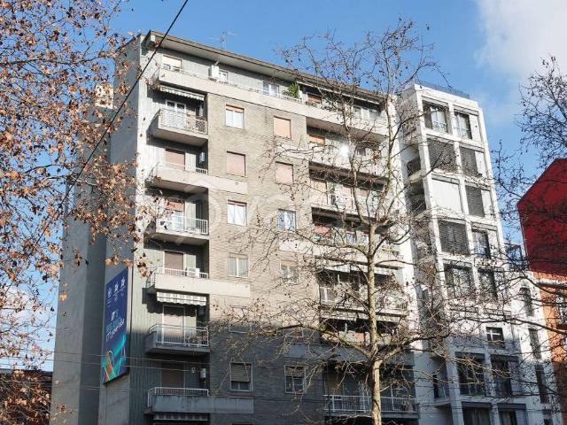 Appartamento in vendita a Milano viale Carlo Troya, 17, Solari