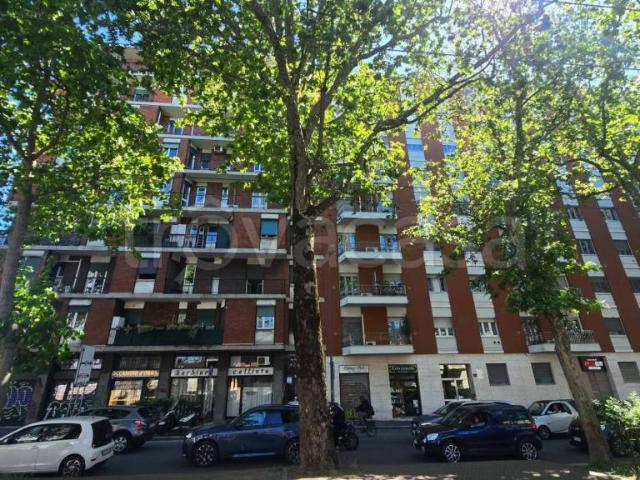 Appartamento in vendita a Milano viale Liguria, 50, Famagosta