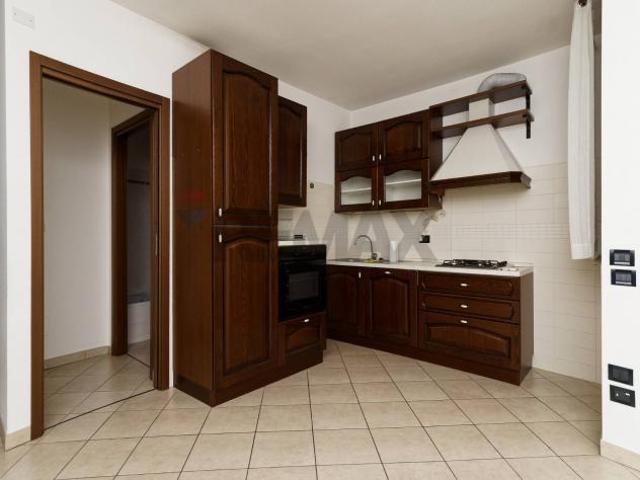 Appartamento in vendita a Milano, Baggio