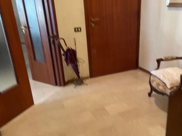 APPARTAMENTO in VENDITA a MILANO BOVISA / DERGANO / LUGANO di 4 vani