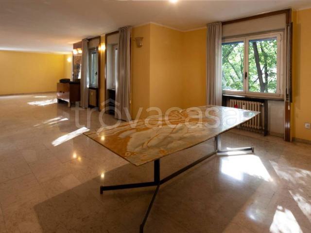 Appartamento in vendita a Milano, Cadore