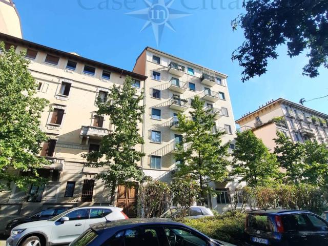 Appartamento in vendita a Milano, De Angeli