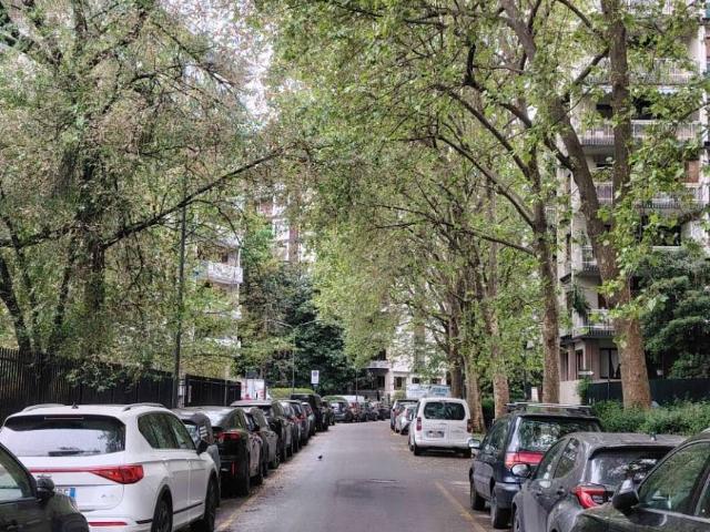 Appartamento in vendita a Milano, De Angeli