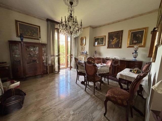 Appartamento in vendita a Milano, Famagosta