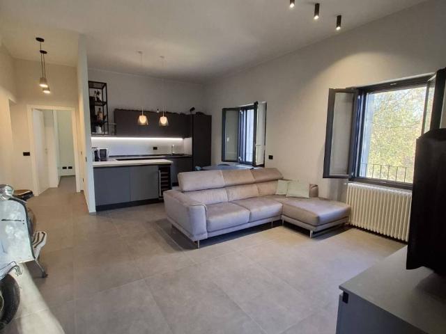 Appartamento in vendita a Milano MI