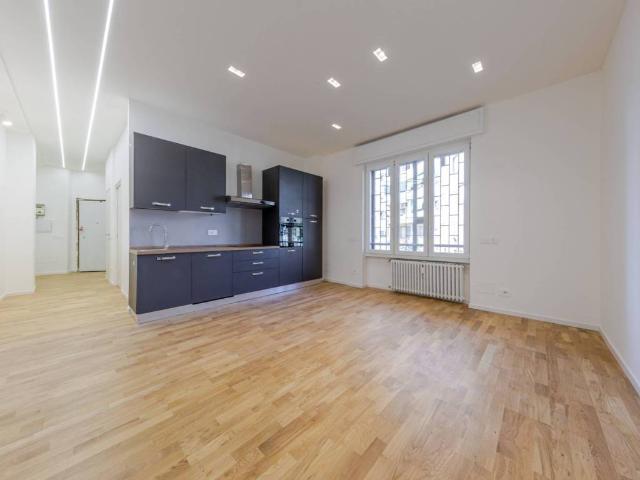 Appartamento in vendita a Milano MI