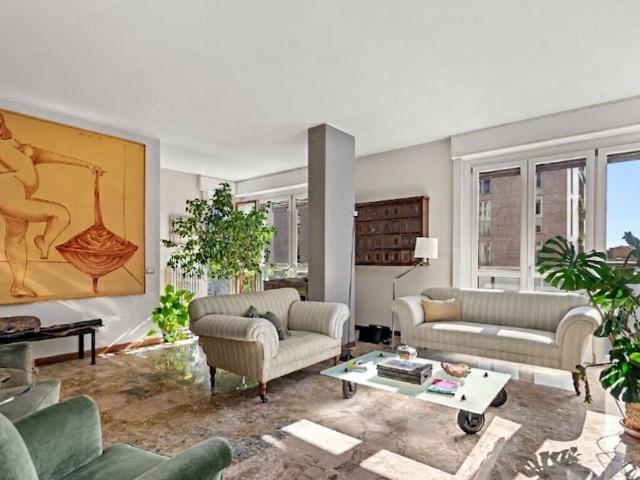 Appartamento in vendita a Milano MI