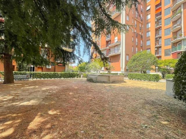 Appartamento in vendita a Milano MI