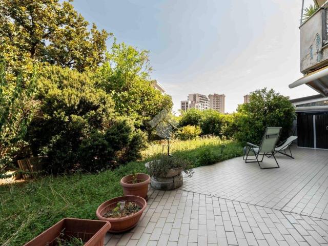 Appartamento in vendita a Milano MI