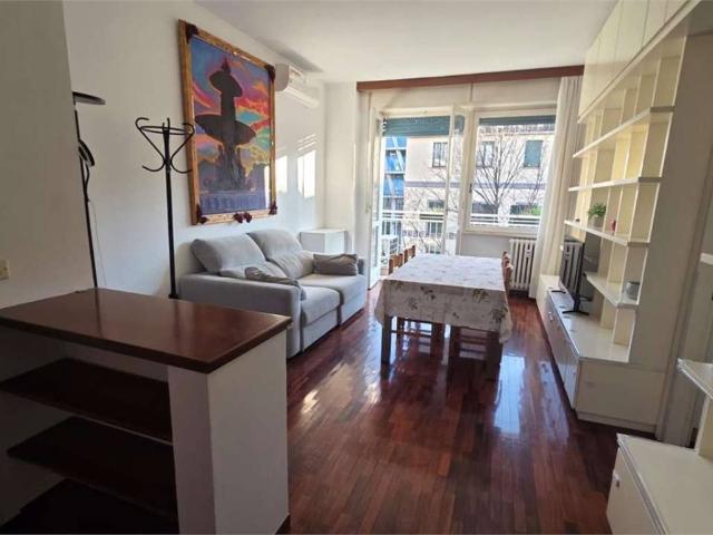 Appartamento in vendita a Milano MI