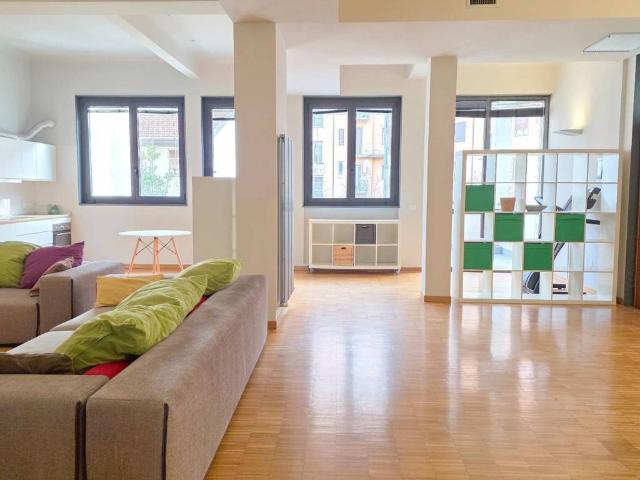 Appartamento in vendita a Milano MI
