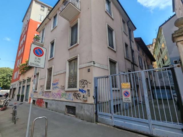 Appartamento in vendita a Milano MI