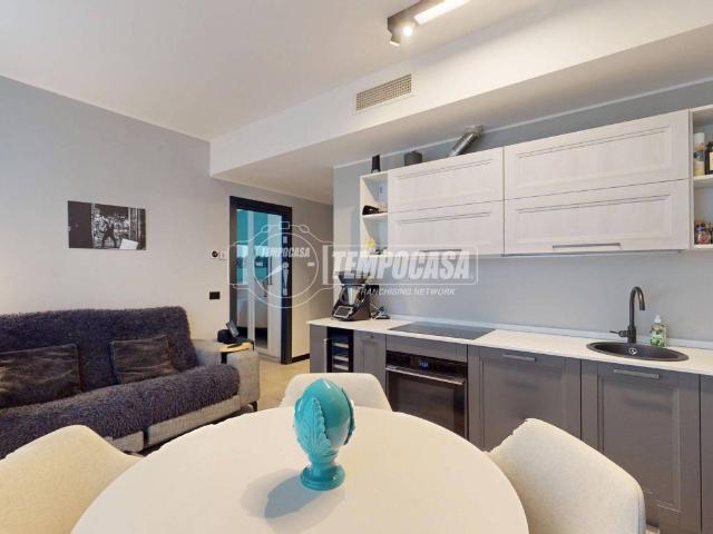 Appartamento in vendita a Milano MI