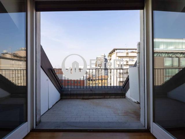 Appartamento in vendita a Milano MI