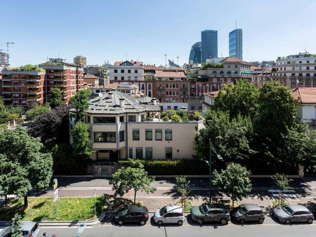 Appartamento in vendita a Milano MI