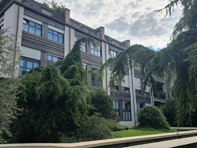 Appartamento in vendita a Milano MI