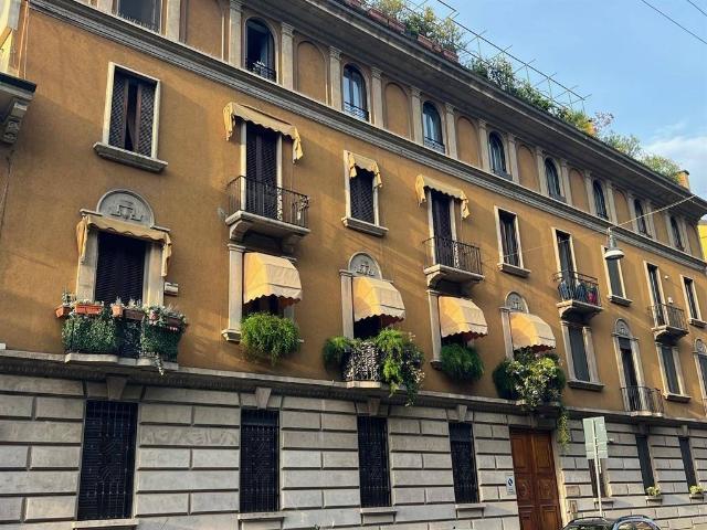Appartamento in vendita a Milano MI