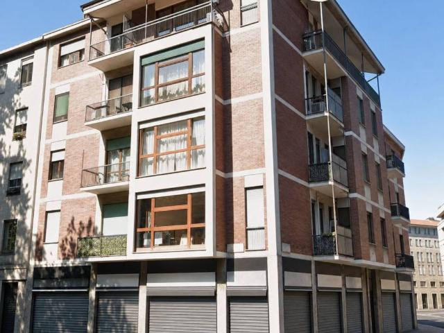 Appartamento in vendita a Milano MI