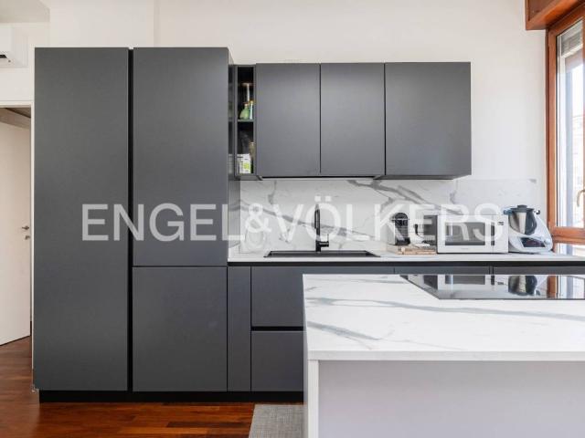 Appartamento in vendita a Milano MI