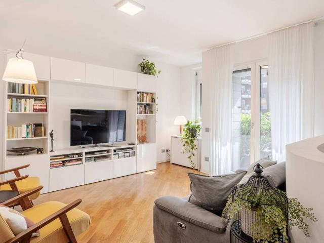Appartamento in vendita a Milano MI