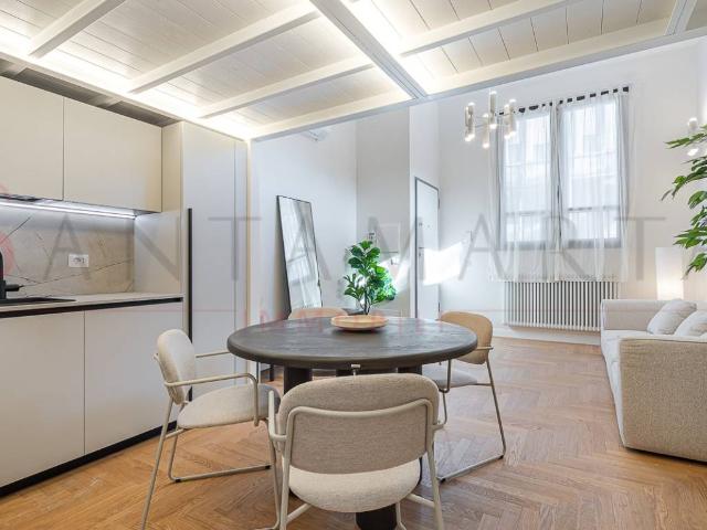 Appartamento in vendita a Milano MI