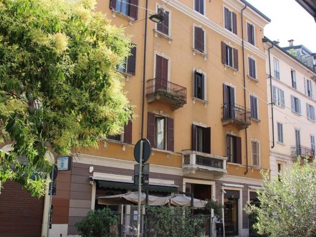 Appartamento in vendita a Milano MI