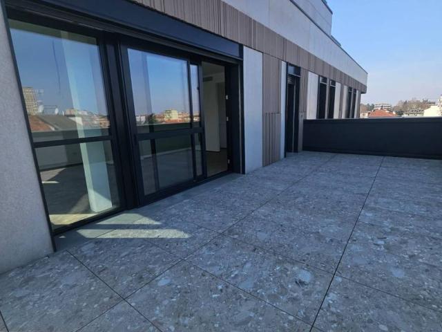 Appartamento in vendita a Milano MI