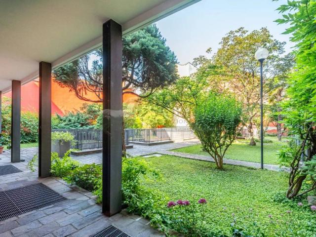 Appartamento in vendita a Milano MI