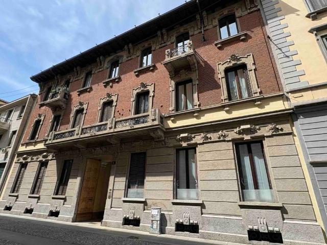 Appartamento in vendita a Milano MI