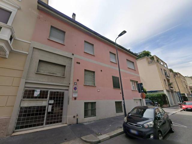 Appartamento in vendita a Milano MI