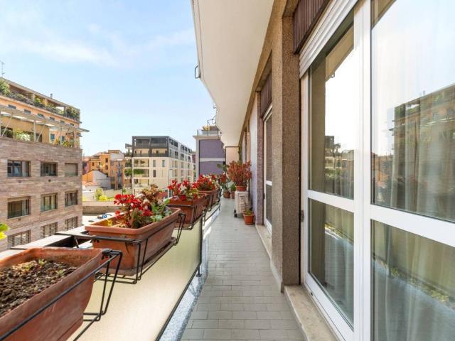 Appartamento in vendita a Milano MI