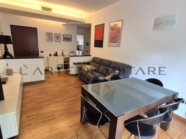 Appartamento in vendita a Milano MI