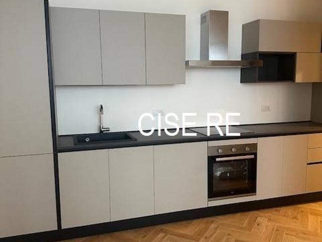 Appartamento in vendita a Milano MI