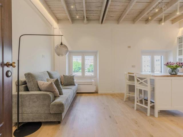 Appartamento in vendita a Milano MI