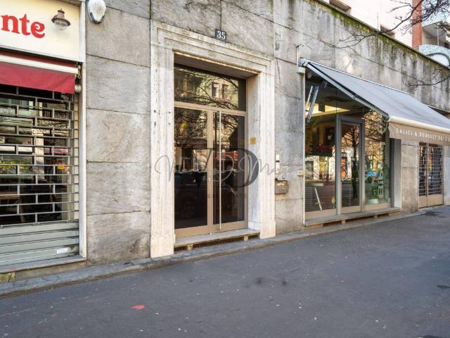 Appartamento in vendita a Milano MI