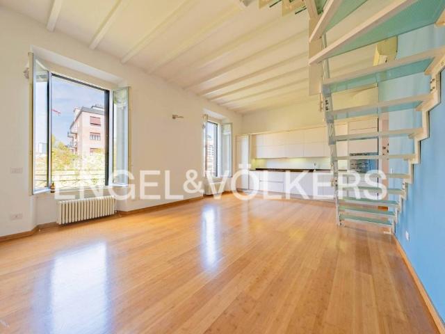Appartamento in vendita a Milano MI