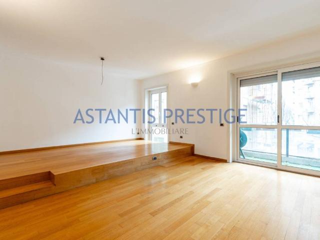 Appartamento in vendita a Milano MI