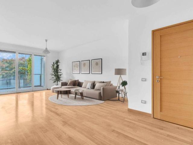 Appartamento in vendita a Milano MI