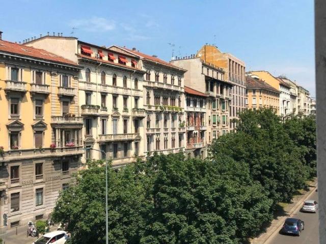 Appartamento in vendita a Milano MI
