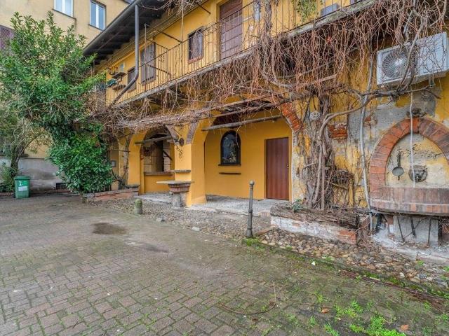 Appartamento in vendita a Milano MI