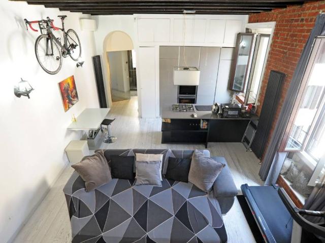 Appartamento in vendita a Milano MI