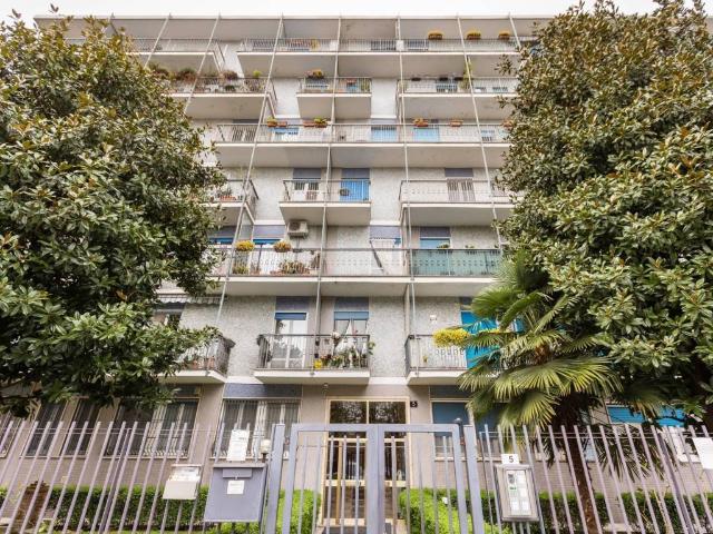 Appartamento in vendita a Milano MI